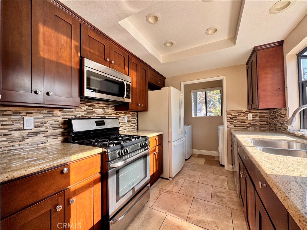 49 Clover Property Photo 3