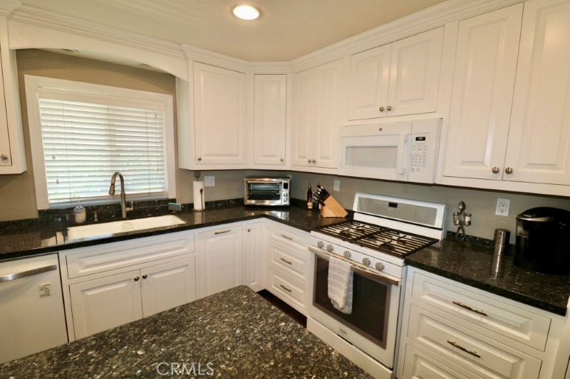 2201 Lake Side Drive 99 Property Photo 37