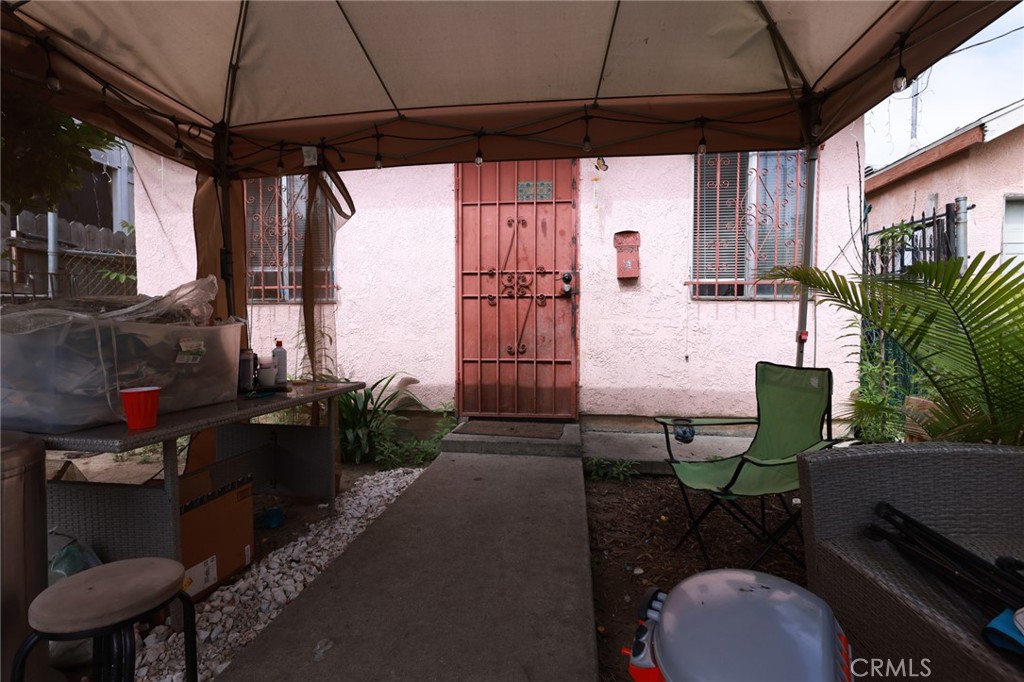 10323 Hickory Property Photo 1
