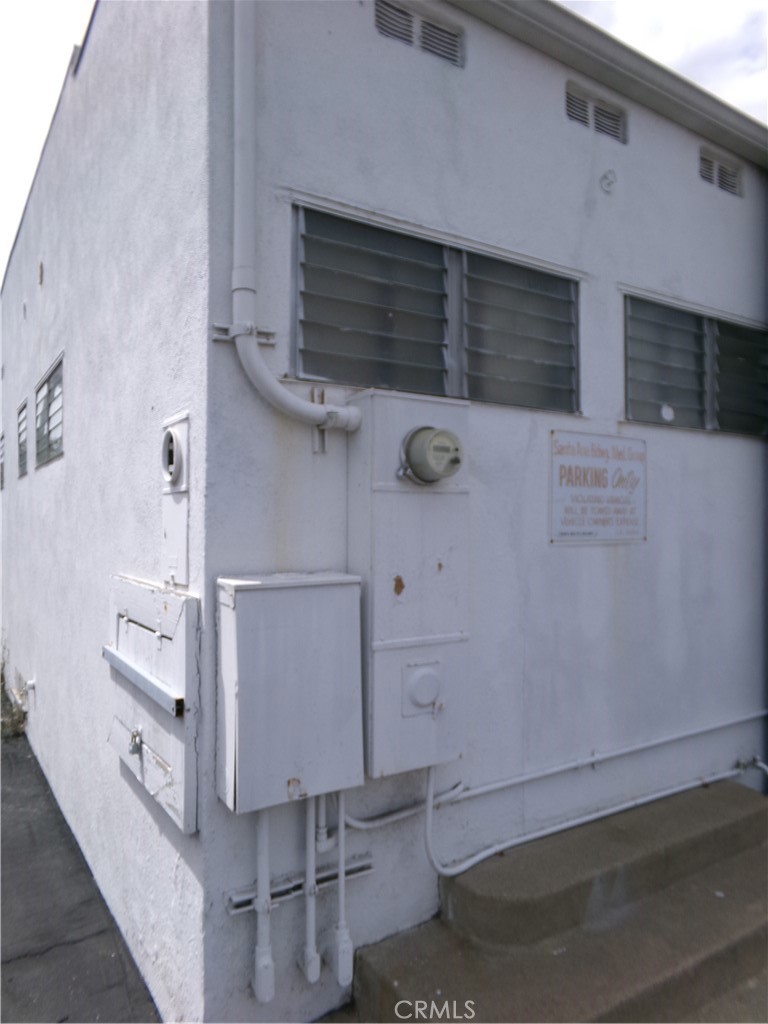 1521 N Broadway Property Photo 7