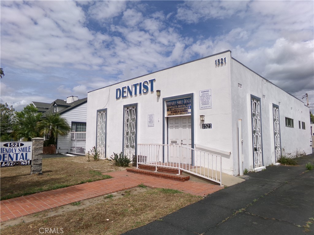 1521 N Broadway Property Photo 8