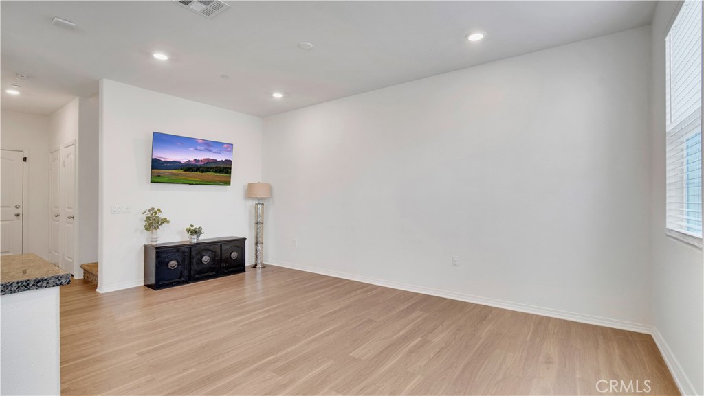 24131 Tuscany 1306 Property Photo 17