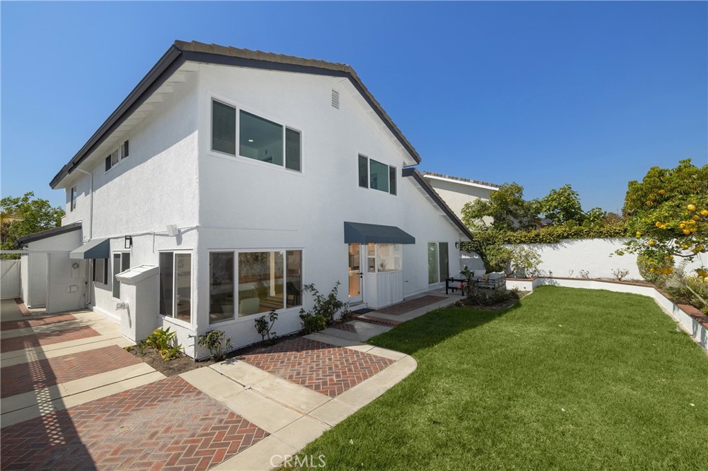3834 Mistral Property Photo 14