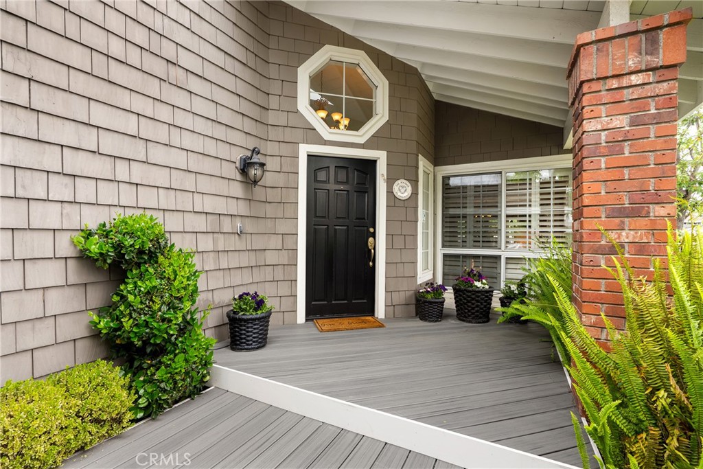 66 Emerald Property Photo 2