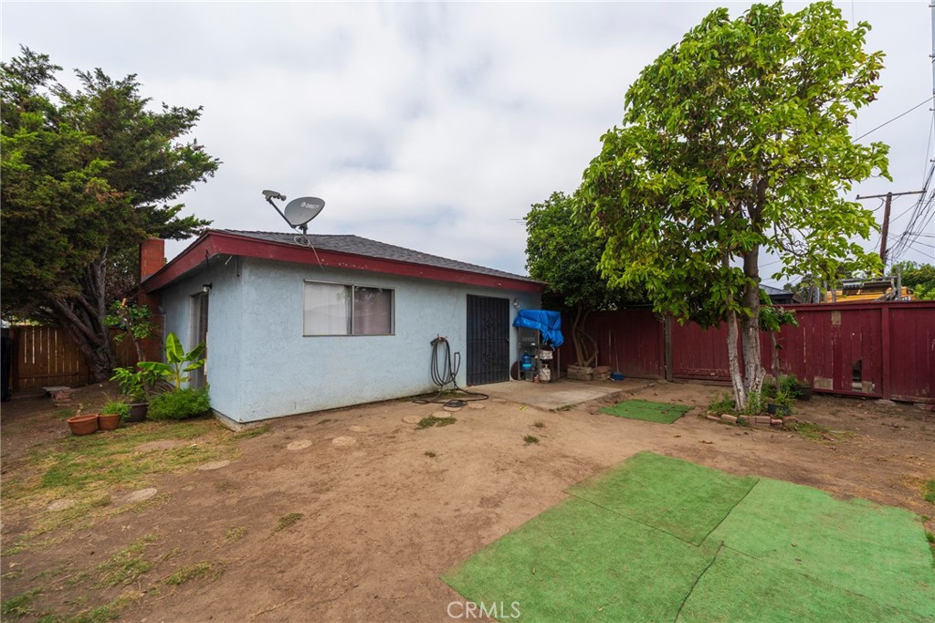 12852 Court Property Photo 15