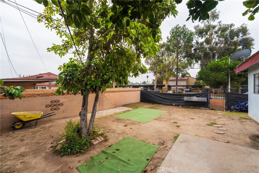 12852 Court Property Photo 18