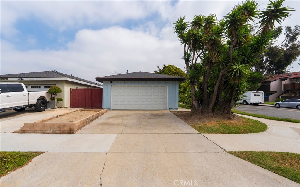 12852 Court Property Photo 22