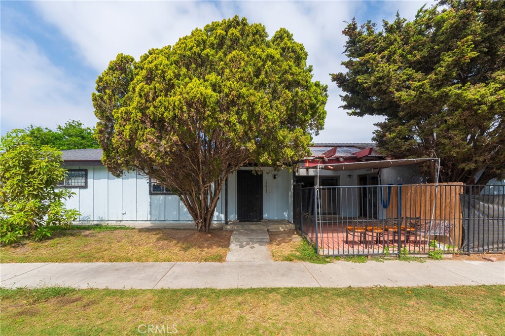 12852 Court Property Photo 23