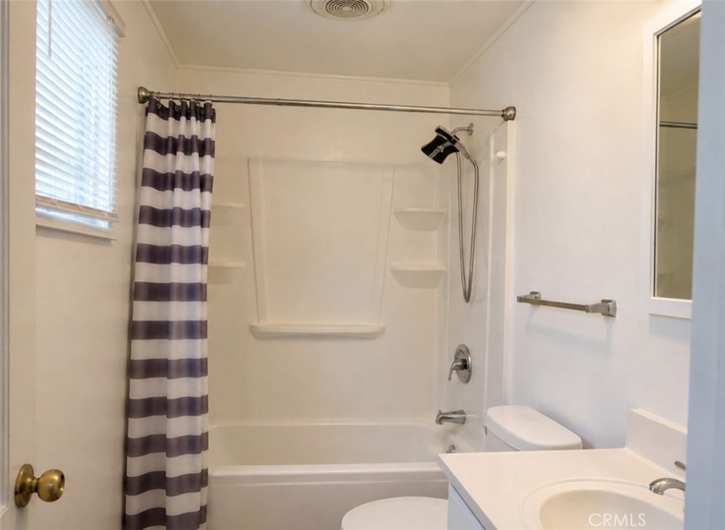 408 N Pico Ave Property Photo 12