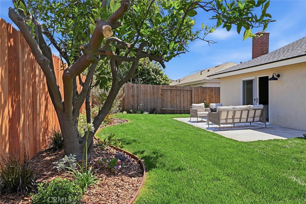 2113 S Forest Property Photo 45