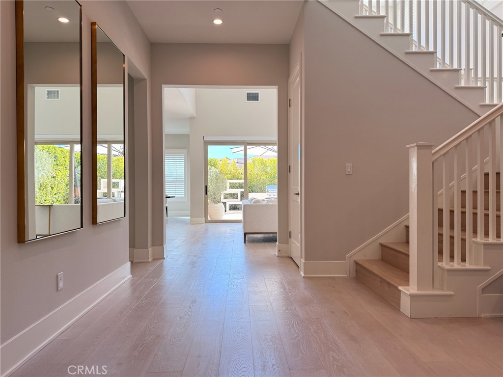 124 Sunnyslope Property Photo 6