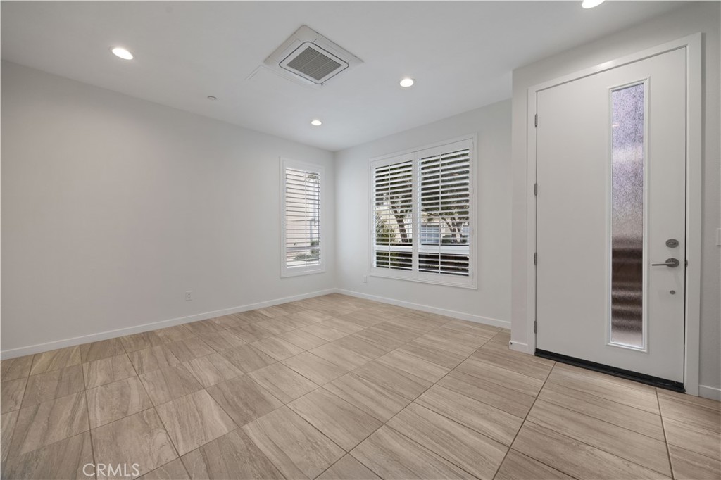 2138 Bella Court Property Photo 6