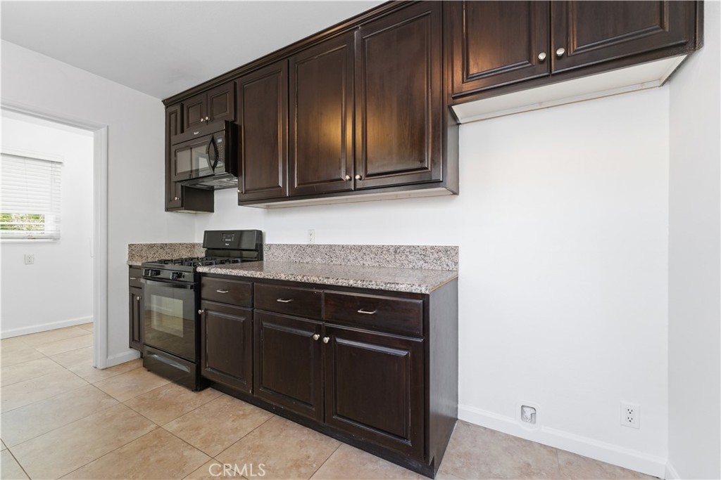 18153 Welby Way Property Photo 8