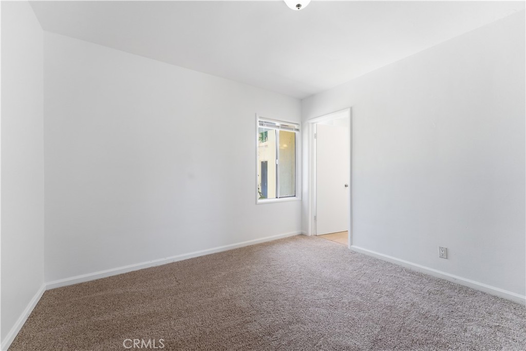 18153 Welby Way Property Photo 14