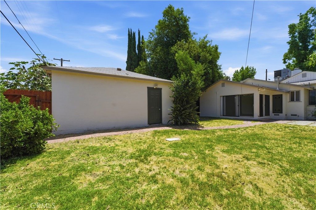 18153 Welby Way Property Photo 23