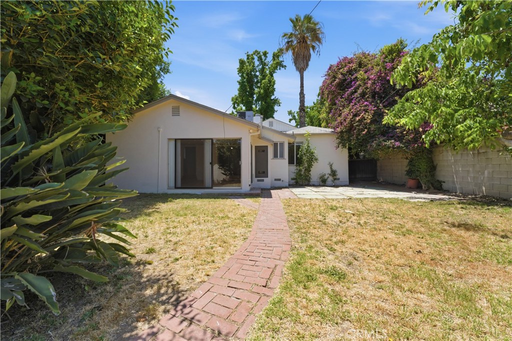 18153 Welby Way Property Photo 26