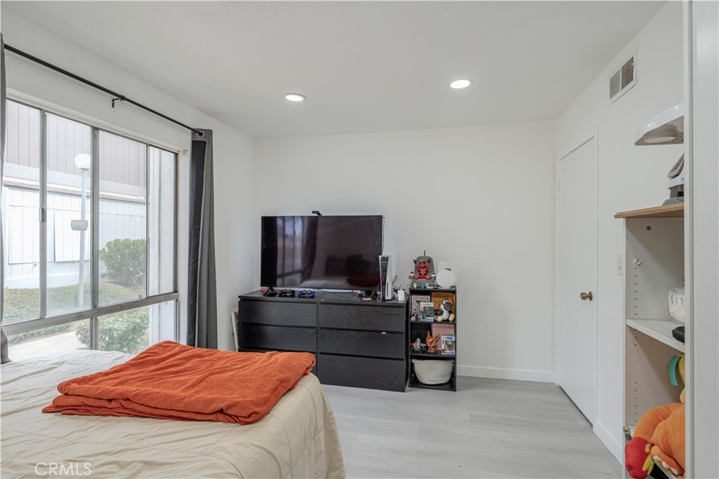2803 S Fairview C Property Photo 15