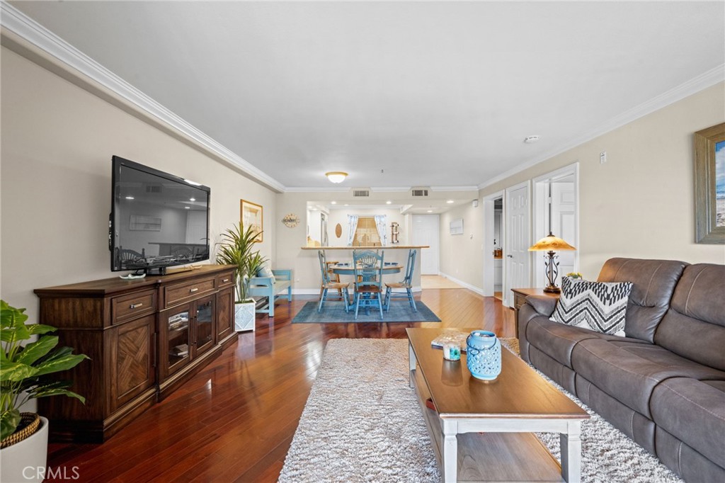 200 Pacific Coast M-9 Property Photo 15