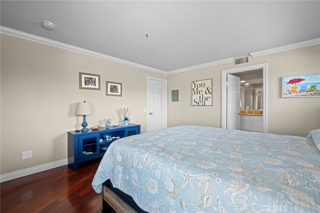 200 Pacific Coast M-9 Property Photo 21