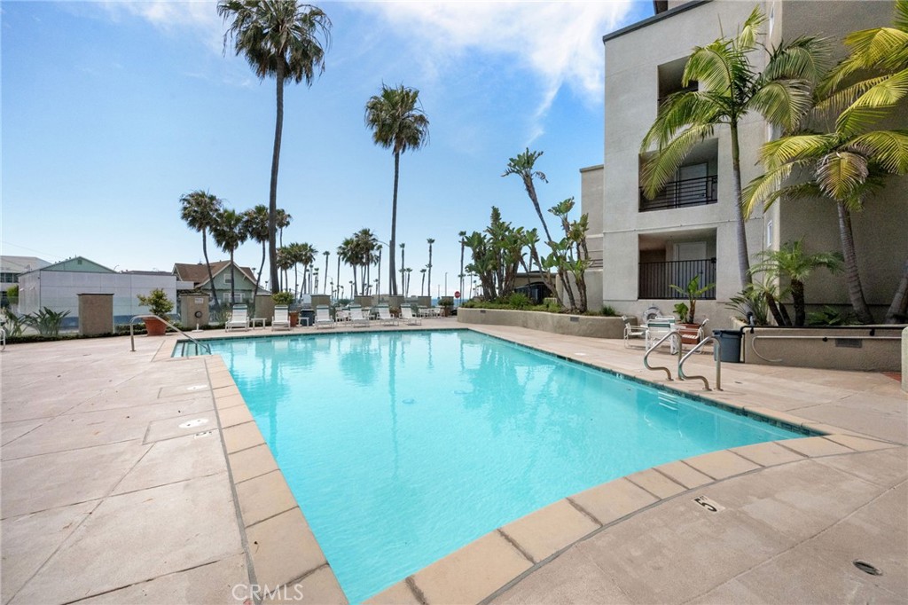 200 Pacific Coast M-9 Property Photo 27
