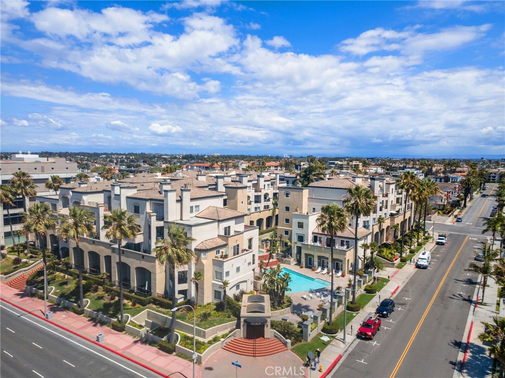 200 Pacific Coast M-9 Property Photo 37