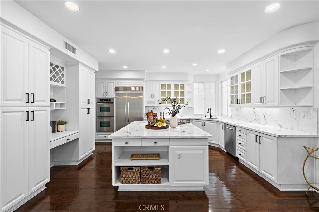 23 Mahogany Property Photo 22