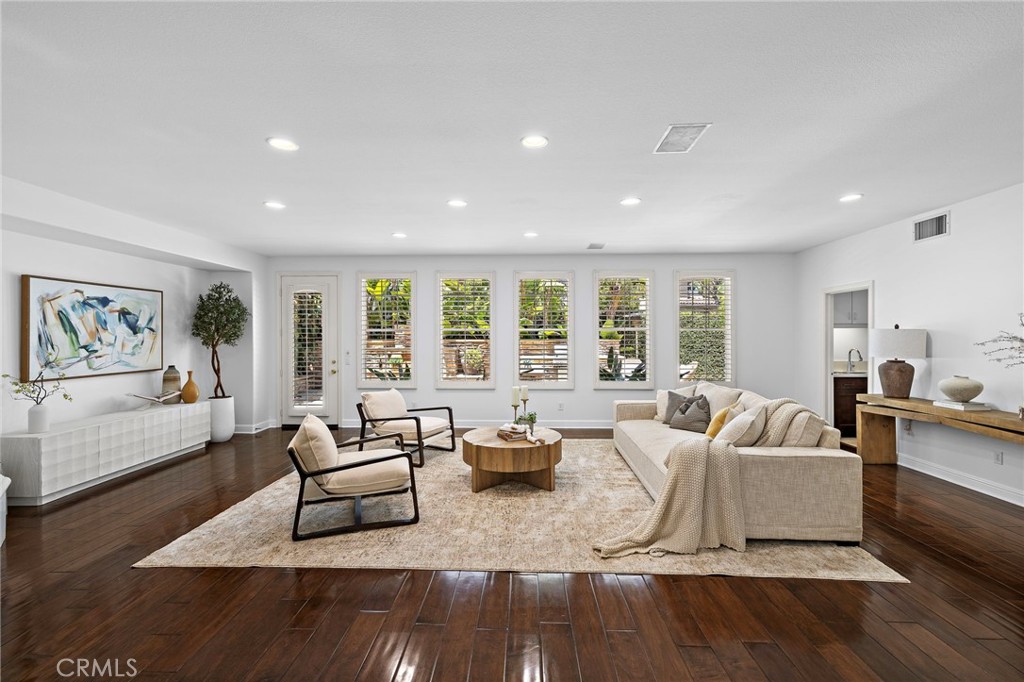 23 Mahogany Property Photo 27