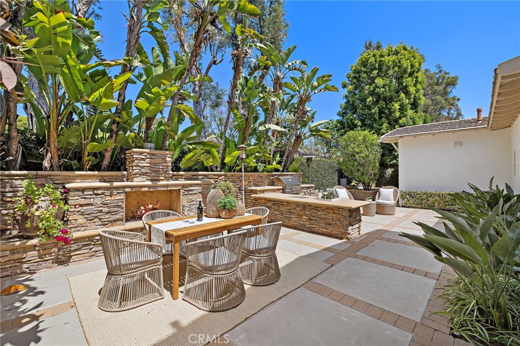23 Mahogany Property Photo 31