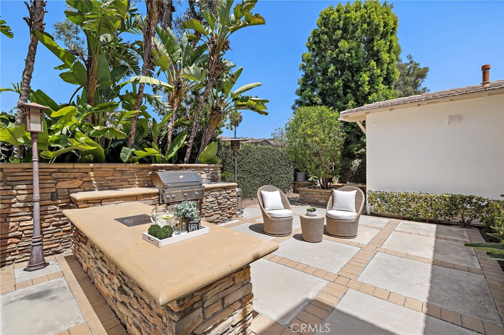 23 Mahogany Property Photo 34