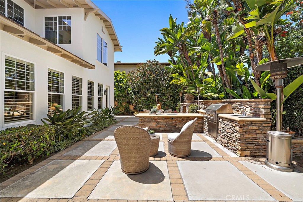 23 Mahogany Property Photo 35