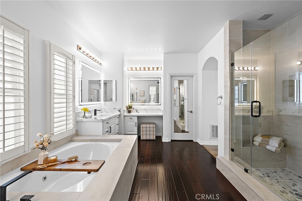 23 Mahogany Property Photo 50