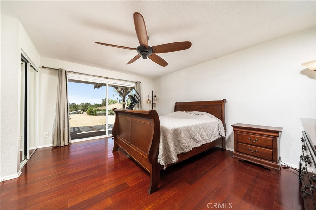 16639 Fox Glen Property Photo 18