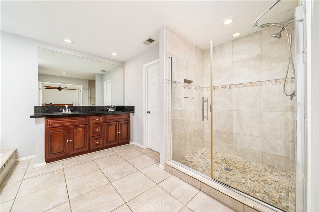 16639 Fox Glen Property Photo 20