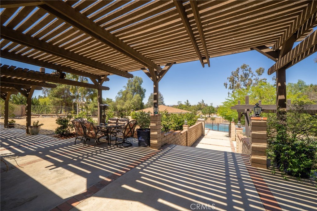 16639 Fox Glen Property Photo 26