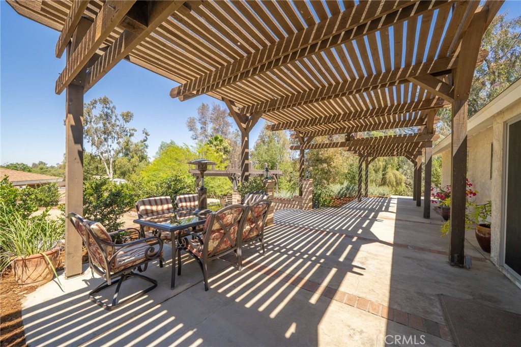 16639 Fox Glen Property Photo 30