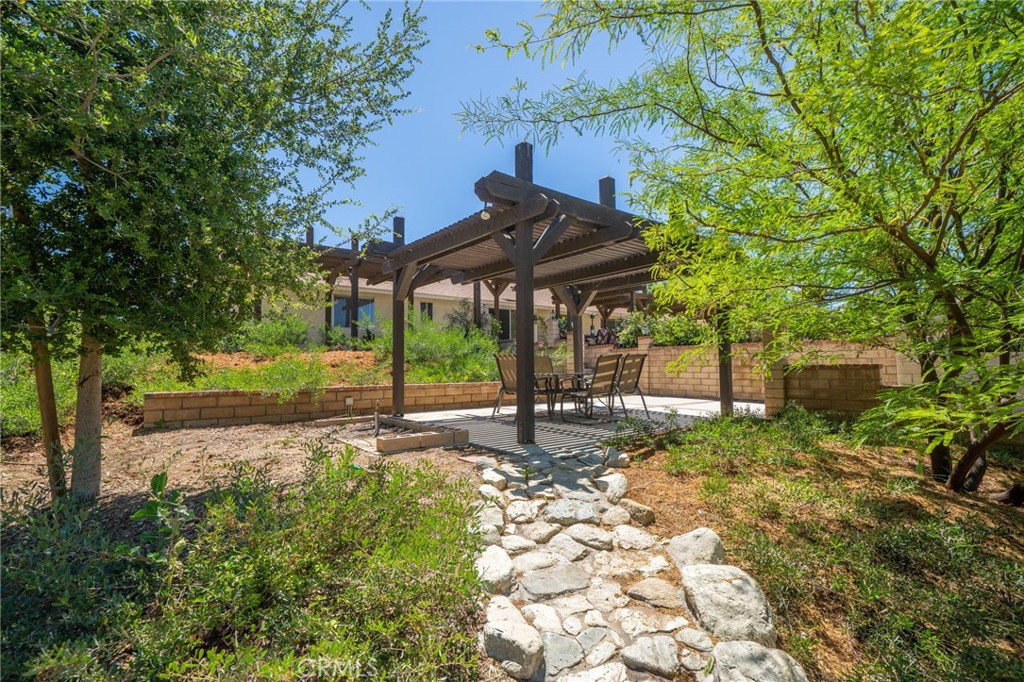 16639 Fox Glen Property Photo 45