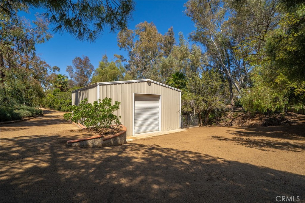 16639 Fox Glen Property Photo 49
