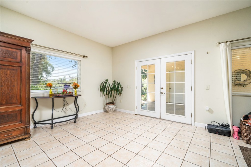 16639 Fox Glen Property Photo 57