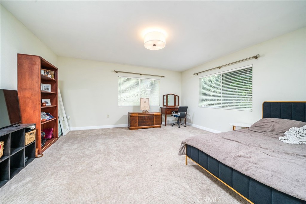 16639 Fox Glen Property Photo 62