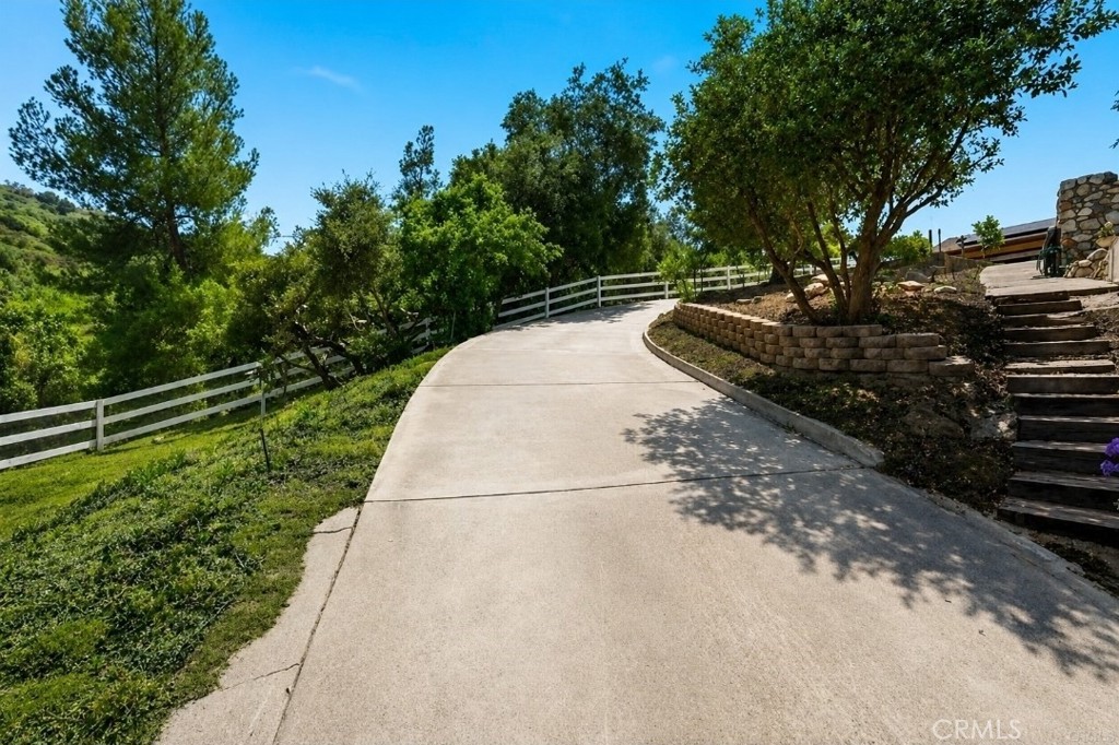1225 Grand View Property Photo 10