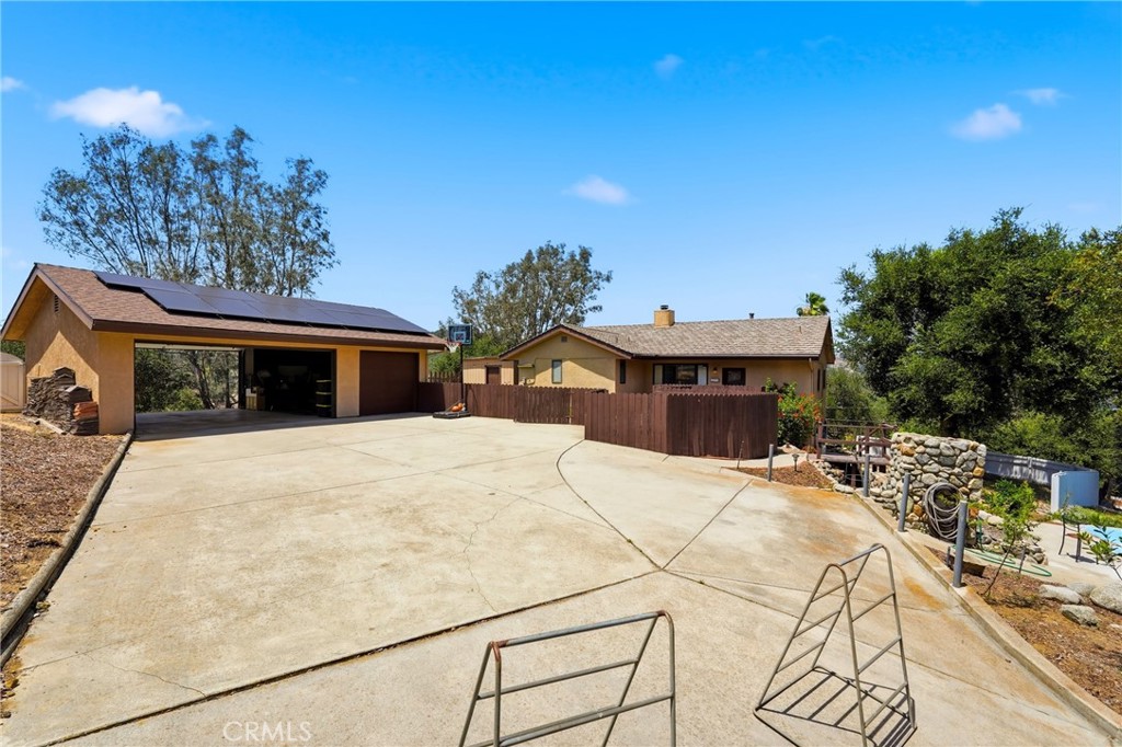 1225 Grand View Property Photo 14