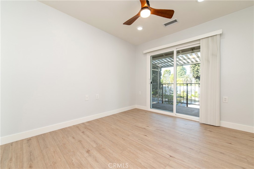 2112 Via Puerta N Property Photo 13
