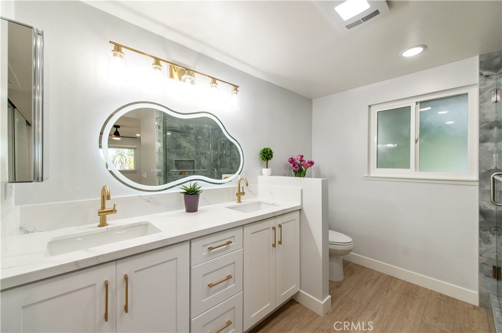 2112 Via Puerta N Property Photo 19