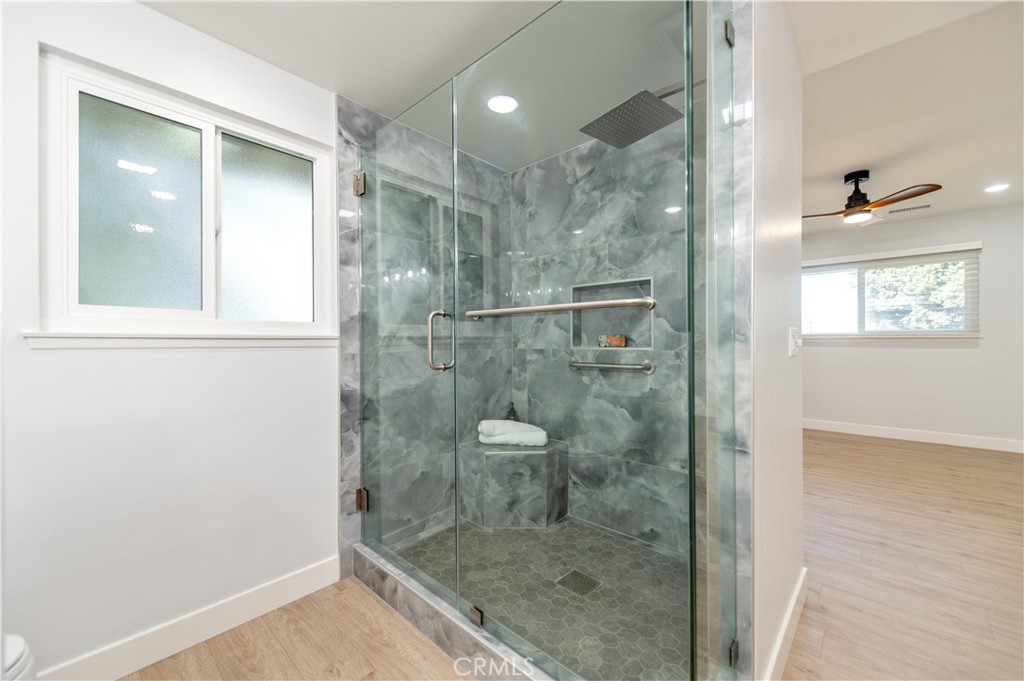 2112 Via Puerta N Property Photo 21