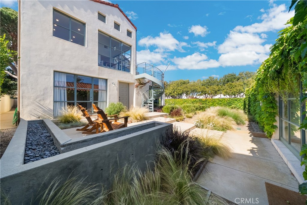 24722 Santa Clara Property Photo 24
