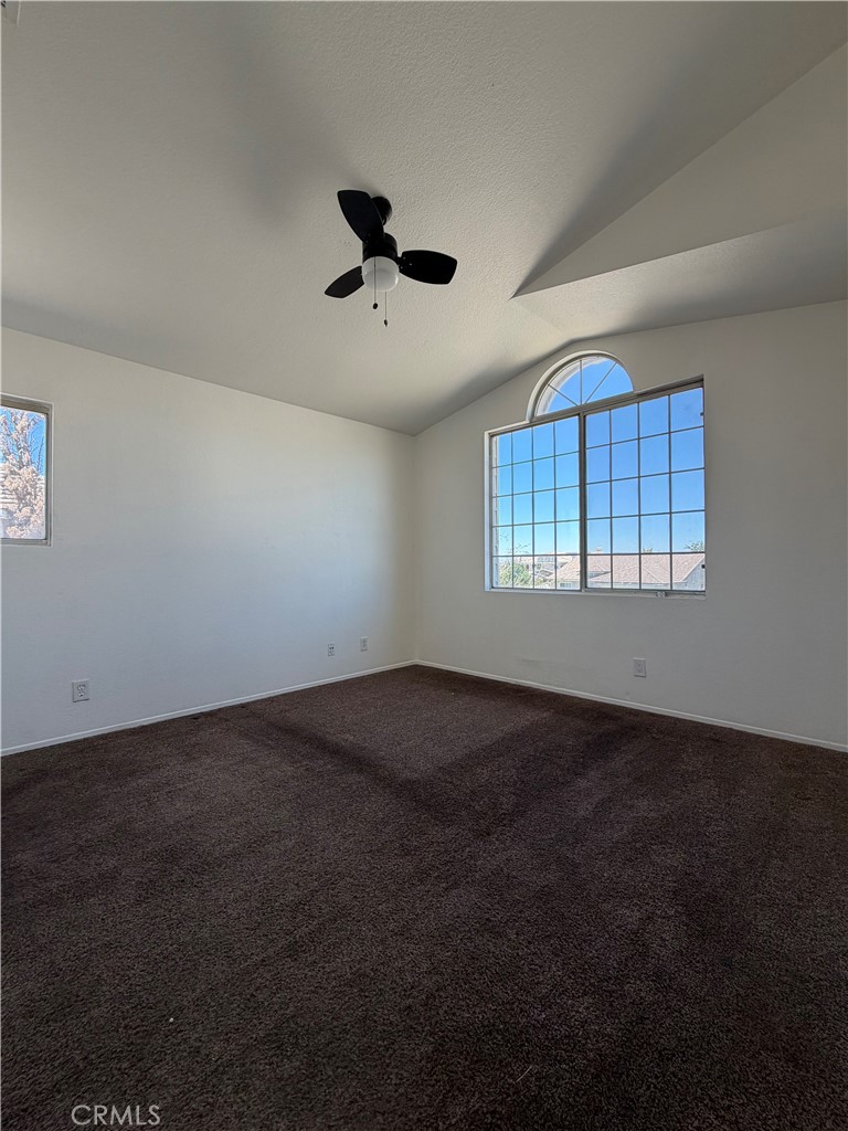 1860 Ivory Property Photo 10