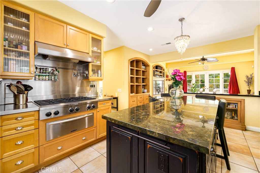 21 Mikro Property Photo 4