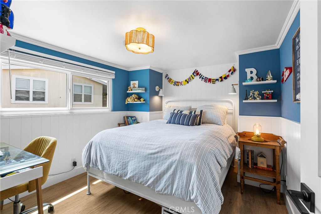 8 Saratoga Property Photo 34
