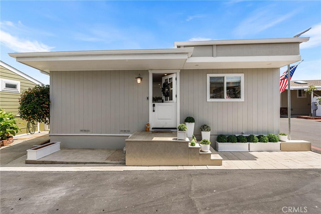 8 Saratoga Property Photo 46