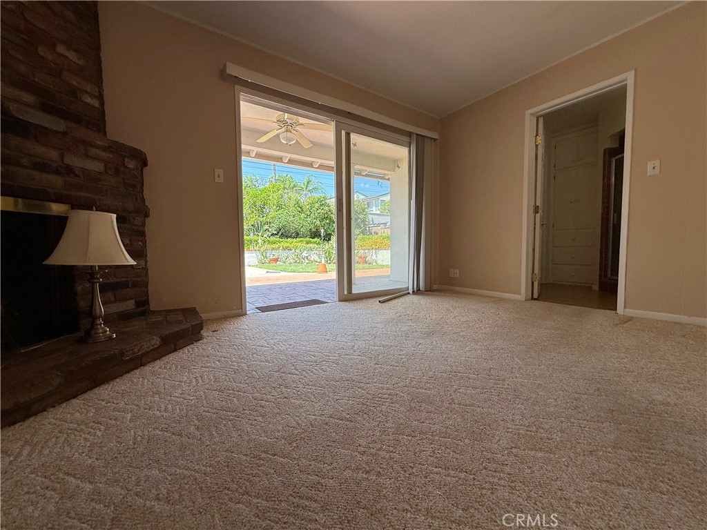 543 E Comstock Property Photo 20